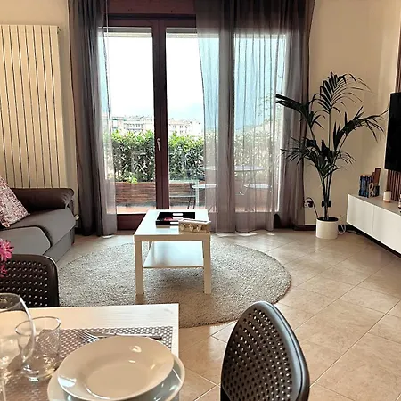 'La Quercia' Top Floor Flat Verona Exterior photo
